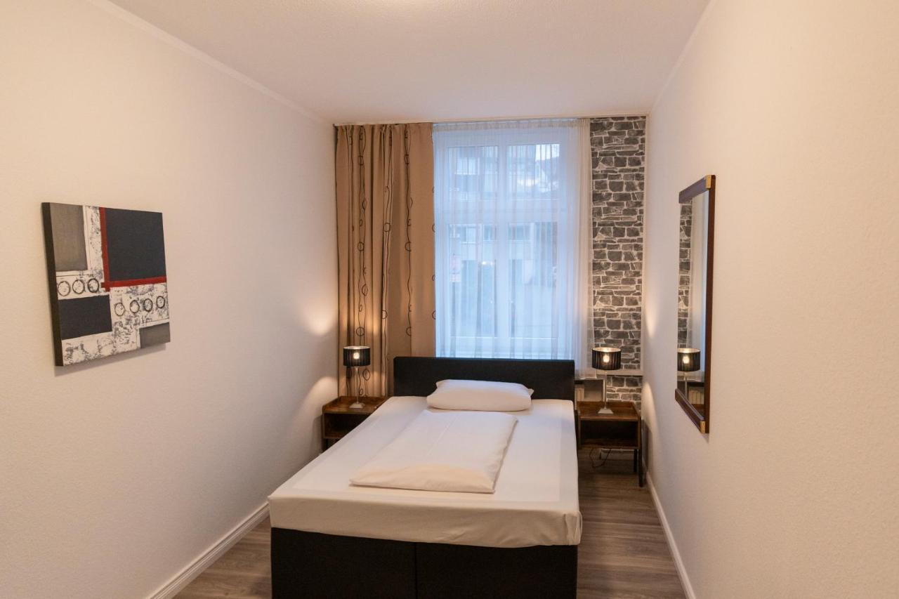Hotel Berliner Hof Remscheid Bagian luar foto